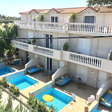 Three Graces Holiday Houses Complex لاغاناس المظهر الخارجي الصورة