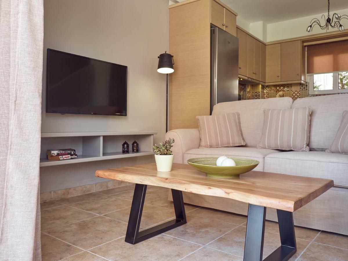 Three Graces Holiday Houses Complex لاغاناس المظهر الخارجي الصورة