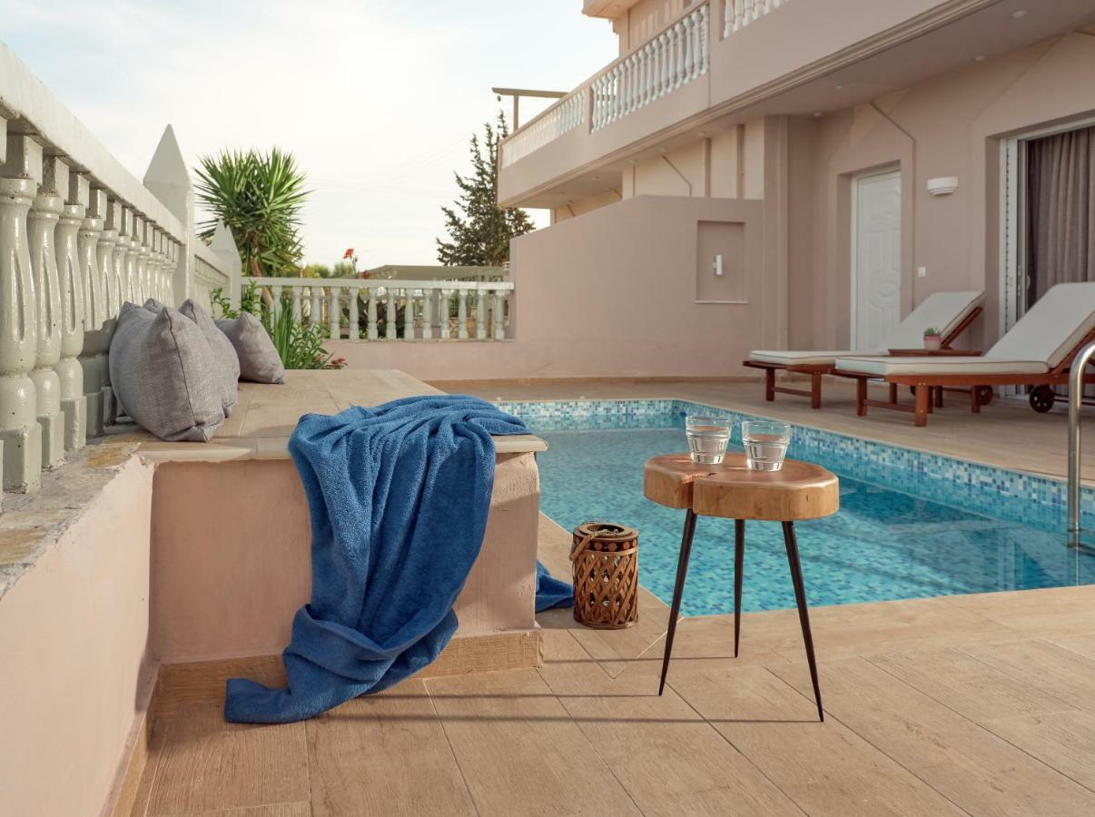 Three Graces Holiday Houses Complex لاغاناس المظهر الخارجي الصورة